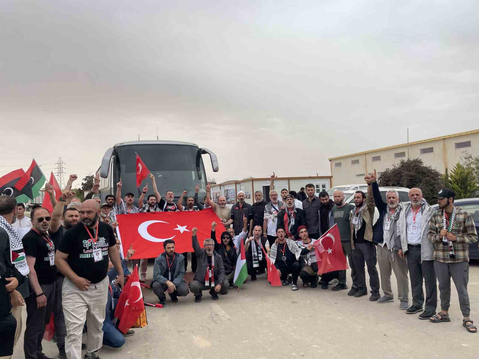 Gazze’ye umut konvoyu: 40 farklı ülkeden 400 aktivist Trablus’tan hareket etti 4 gazzeye umut konvoyu 40 farkli ulkeden 400 aktivist trablustan hareket etti 0