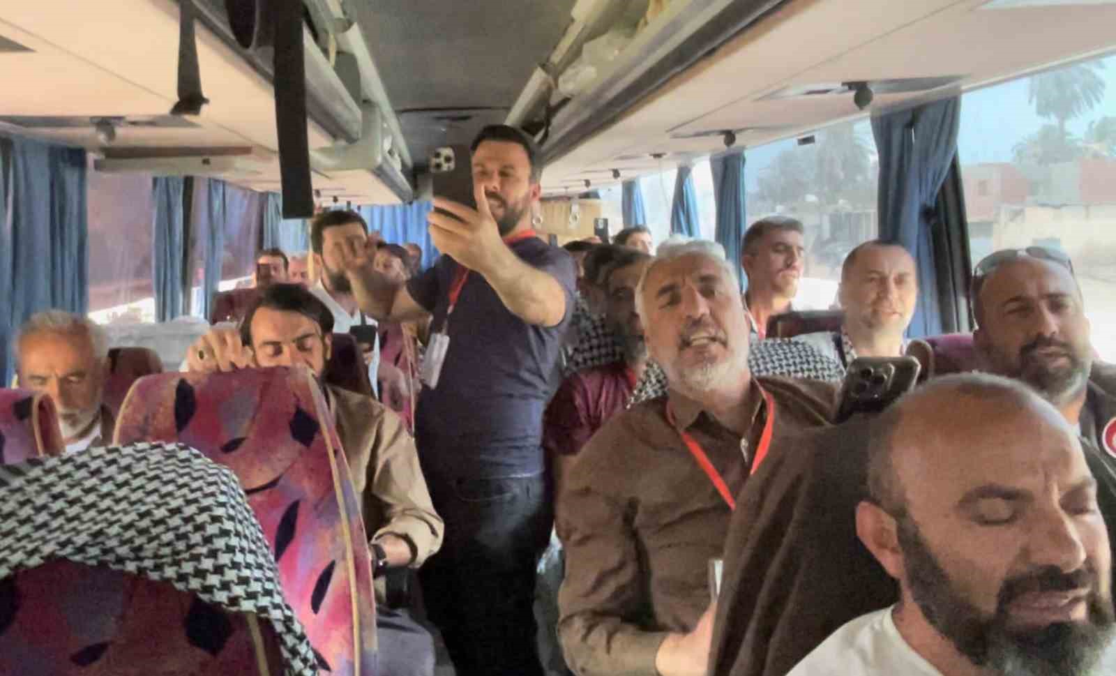 Gazze’ye umut konvoyu: 40 farklı ülkeden 400 aktivist Trablus’tan hareket etti 5 gazzeye umut konvoyu 40 farkli ulkeden 400 aktivist trablustan hareket etti 1 w51w3fh7