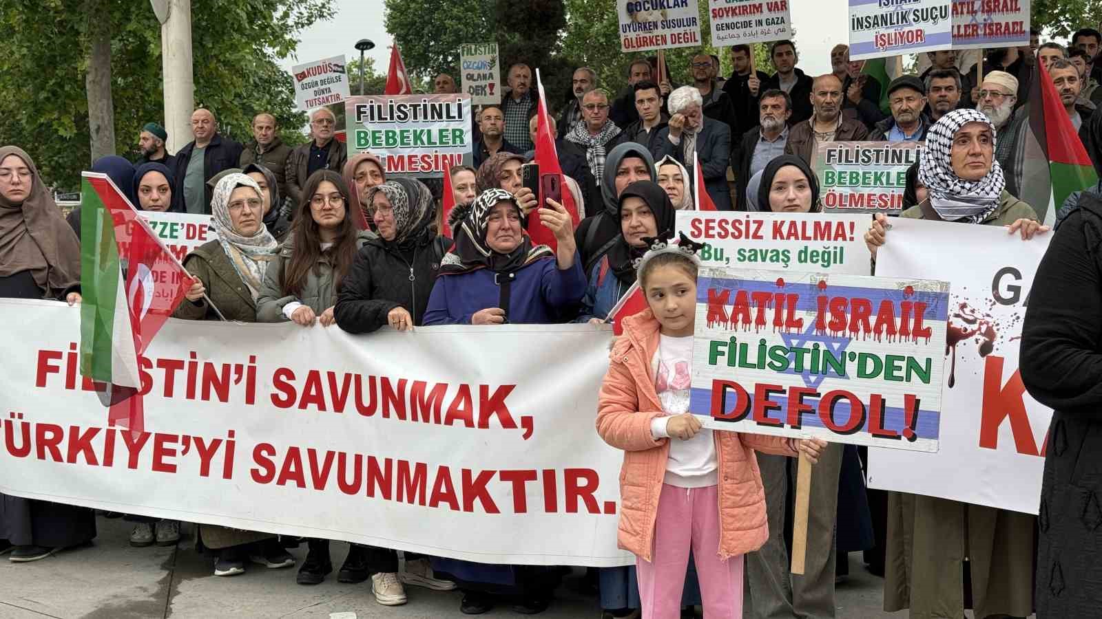 Gazze’ye yardım götüren Sakaryalı aktivistin kızından İsrail’e tepki 15 gazzeye yardim goturen sakaryali aktivistin kizindan israile tepki 11 RDrFJvCS