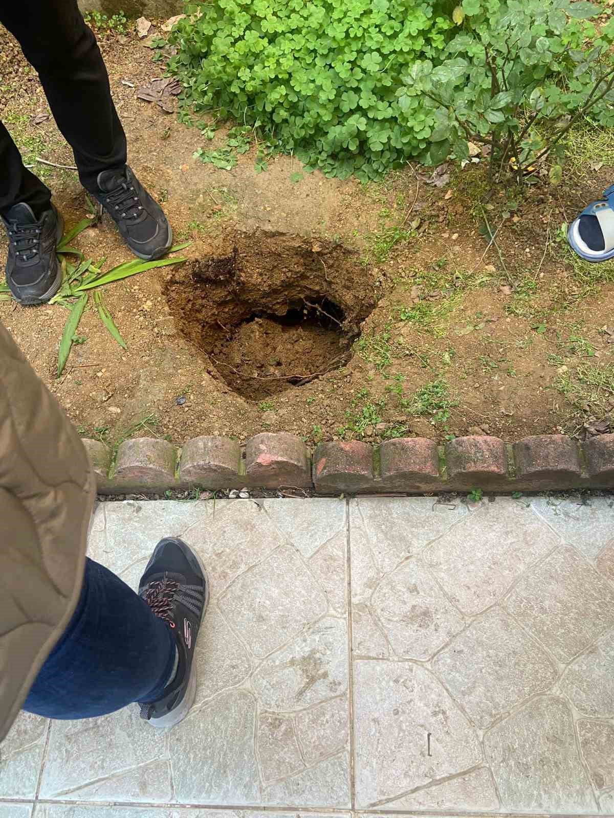 gebzede 5 katli apartmanin girisinde cokme olustu vatandaslar tahliye edildi 5 3EMPFI62