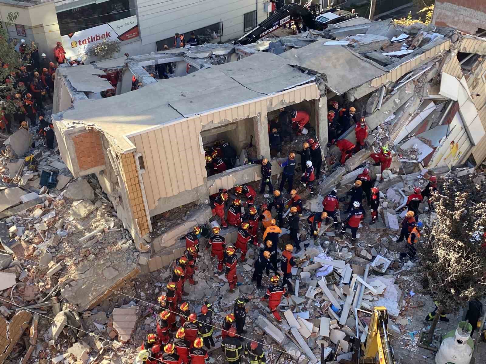 Gebze’de çöken bina havadan görüntülendi 12 gebzede coken bina havadan goruntulendi 8 n3hNiMUb
