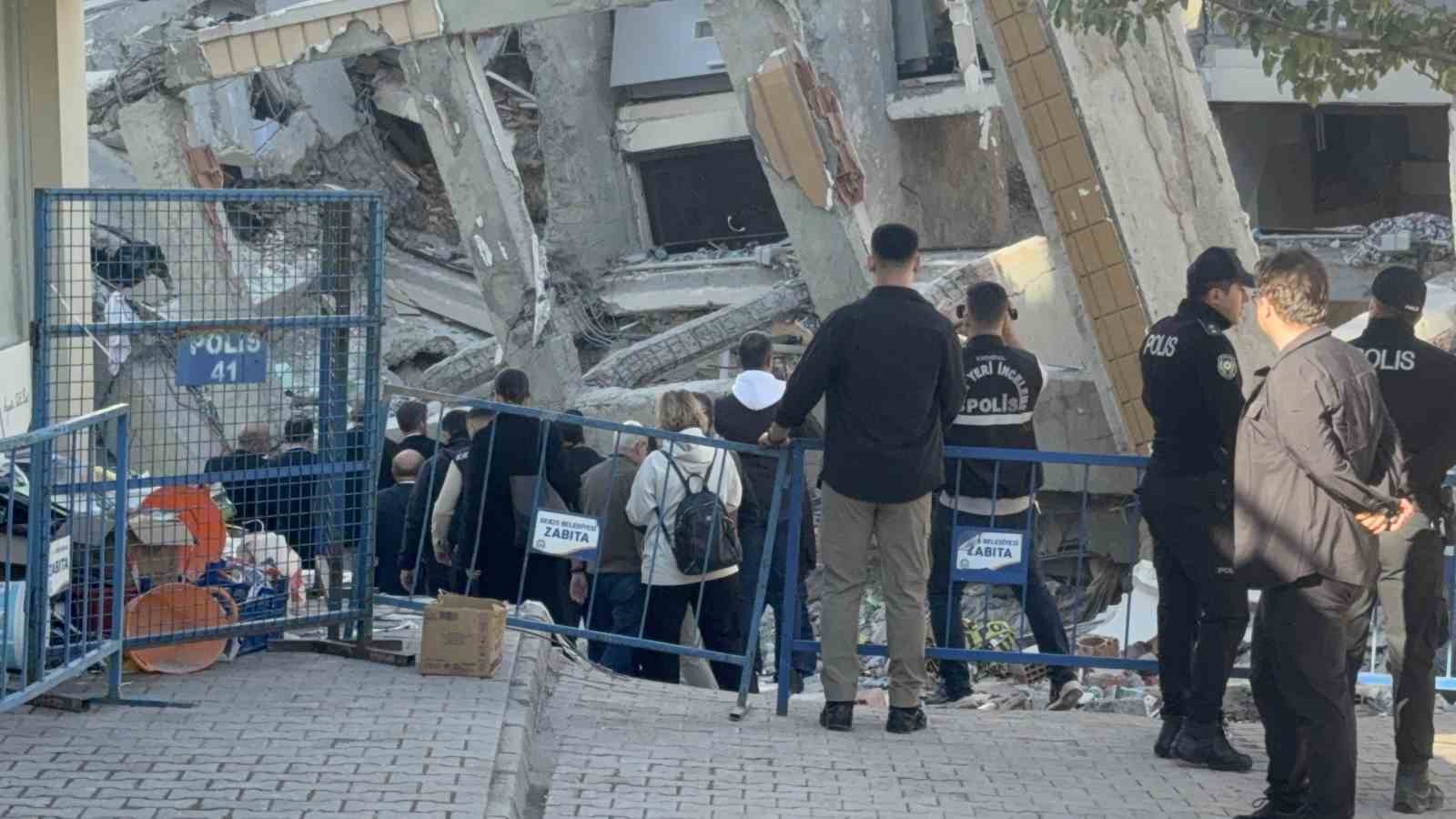 gebzede coken binanin enkazinda inceleme yapiliyor 0 ManzhQwy