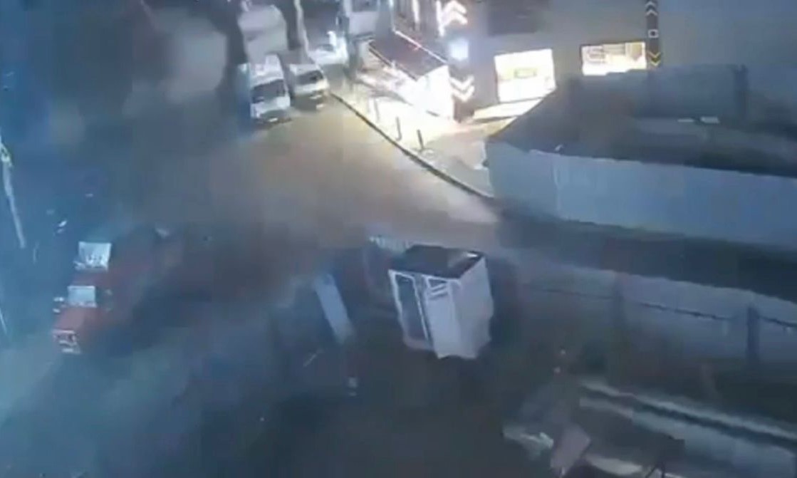 gebzedeki binanin yikilma ani kamerada 2 QFTgPqau