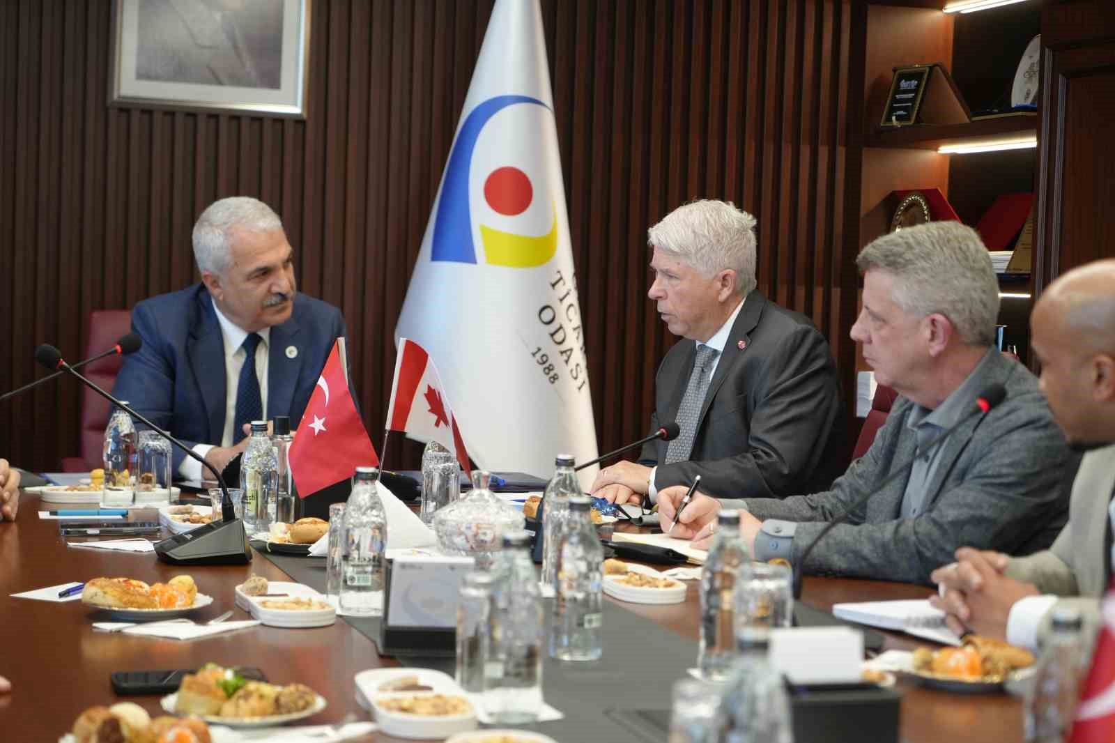 gebzeden kanadaya kitalar arasi ticaret koprusu 3 377ChdR8
