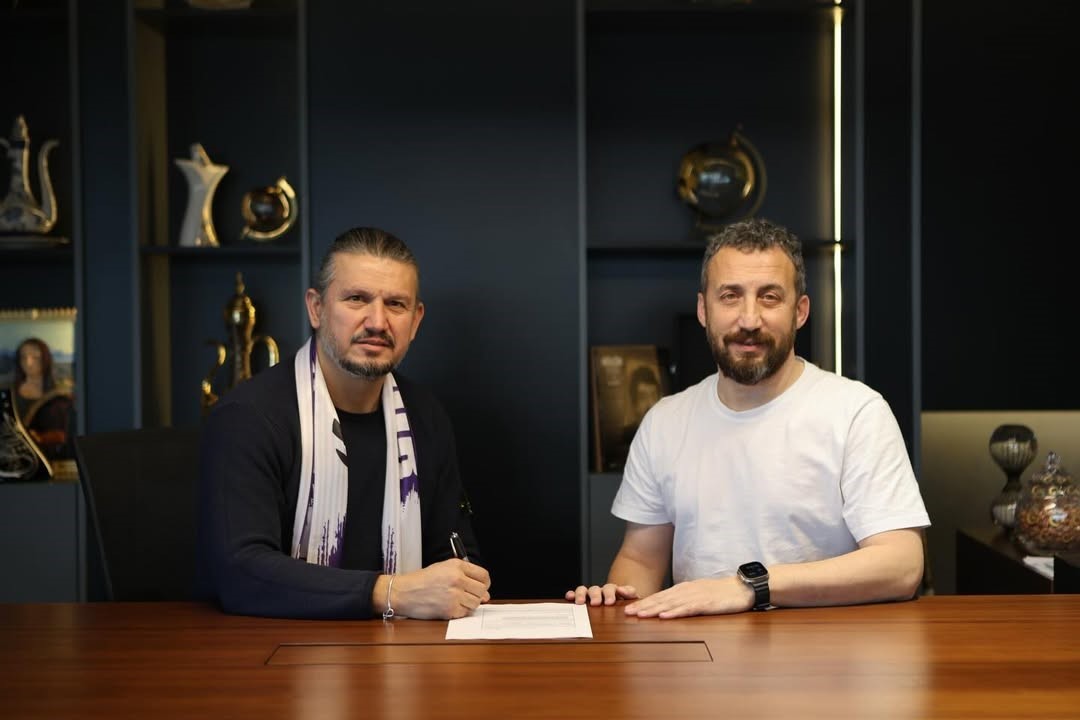 Gebzespor’da yeni teknik direktör Emre Toraman oldu 4 gebzesporda yeni teknik direktor emre toraman oldu 0 pBssrR6d