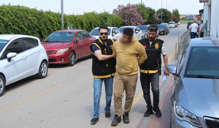 gece-kulubunden-kovuldu-intikam-icin-geldigi-is-yerinde-polis-memurunu-vurdu-7EXRBv8H.jpg