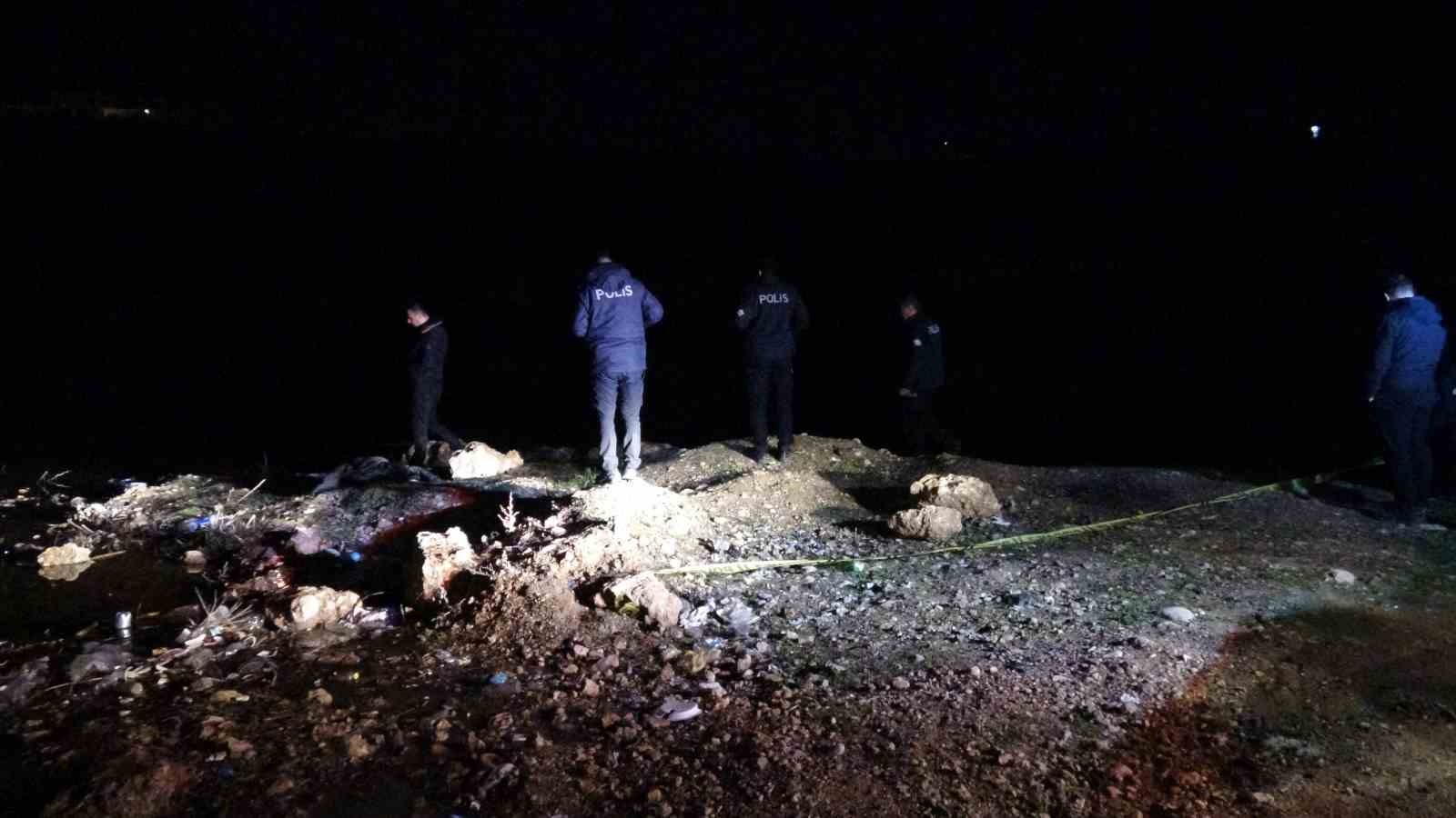 gece yarisi cesedi bulunan sahsin bogulma ani kamerada 1 wVVebj7w
