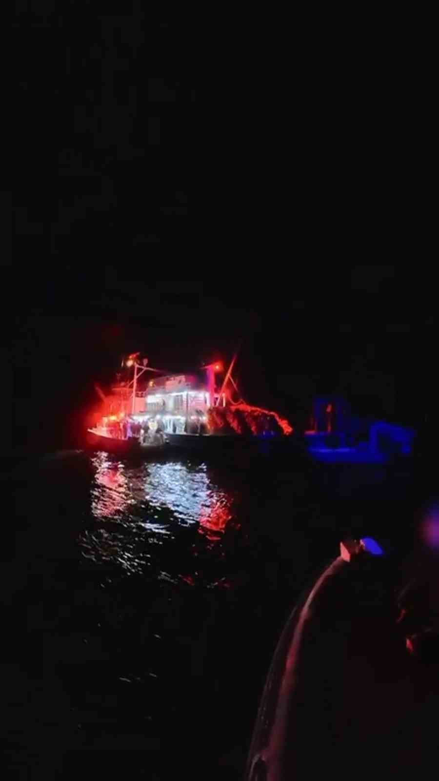 Gece yarısı teknelere baskın 5 gece yarisi teknelere baskin 1 aGKASOfG