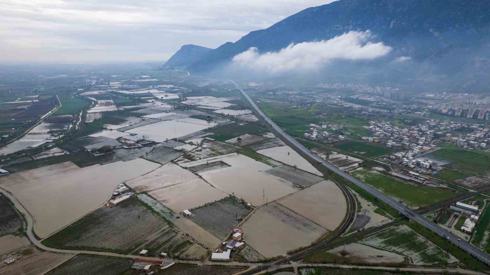 gediz taskini yerlesim alanlarina ulasti 0 jrgIsFIA