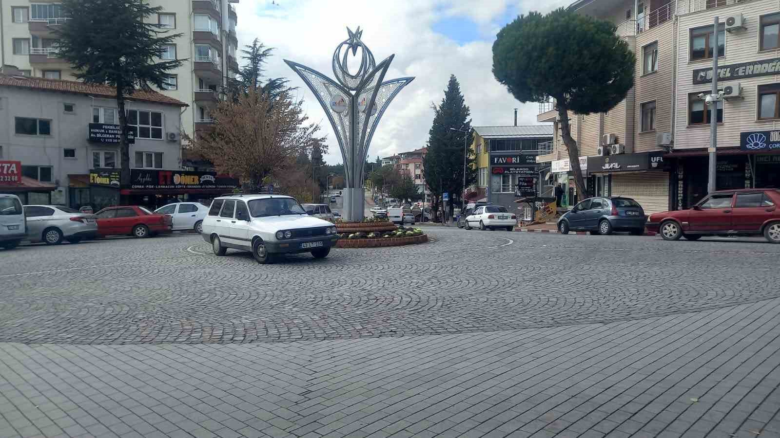 gedizde 40 buyuklugunde deprem 0 K4uP3bsC