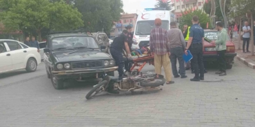 gedizde-otomobil-ile-motosiklet-carpisti-2-kardes-yaralandi-GpL4XFp7.jpg