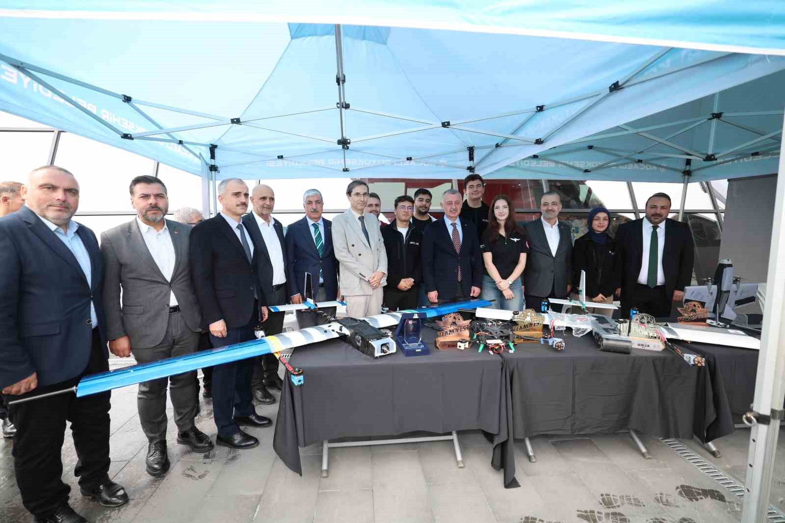 Geleceğe ilham veren proje: Uçuş ömrünü tamamlayan uçak bilime kanat açtı 8 gelecege ilham veren proje ucus omrunu tamamlayan ucak bilime kanat acti 4 95rEZLjv