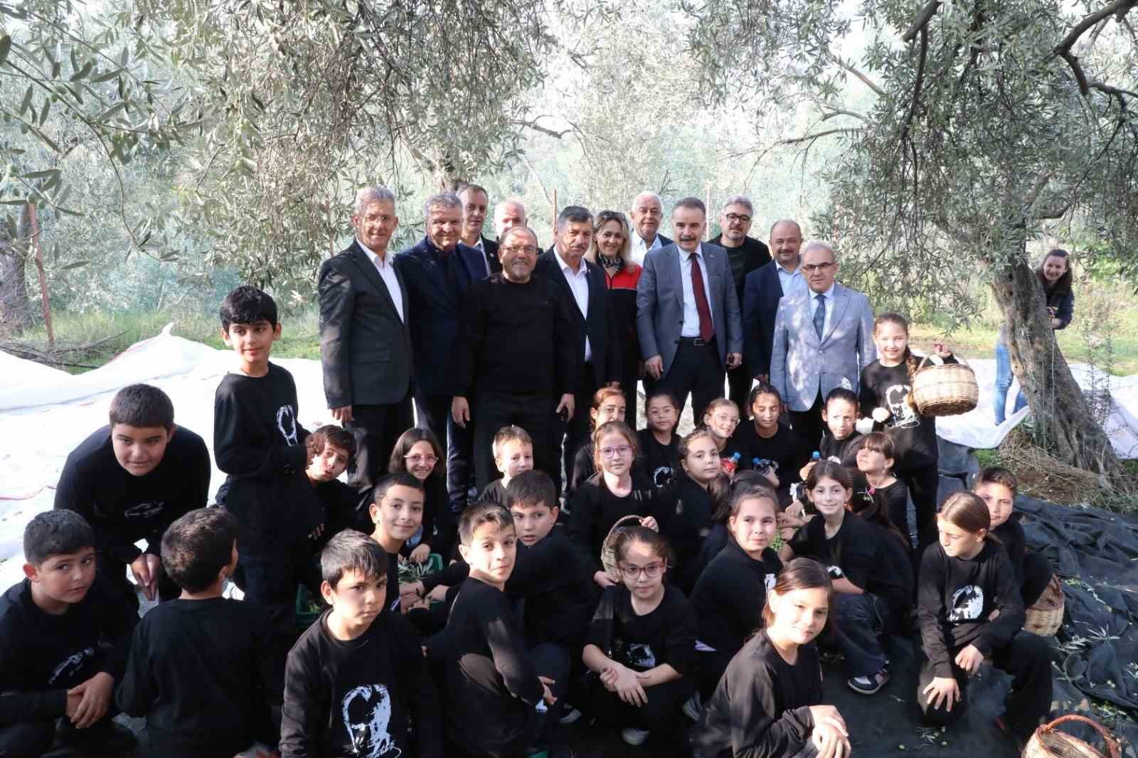 gelecegin ciftcileri zeytin hasadinda 2 PUzYemul