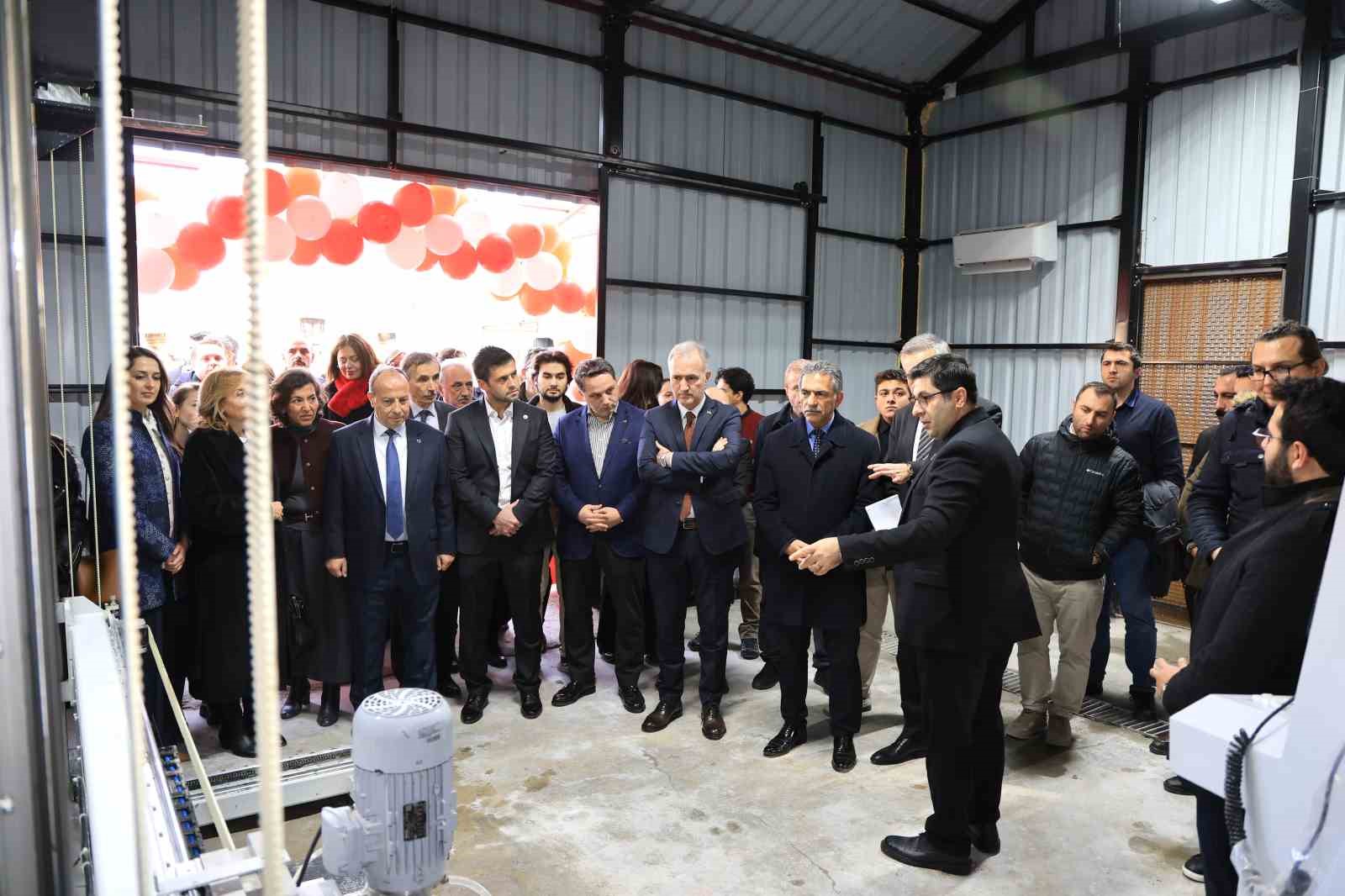 gelecegin insaat teknolojisine onemli katki saglayacak laboratuvar buude hizmete acildi 2 F9MEuI9d