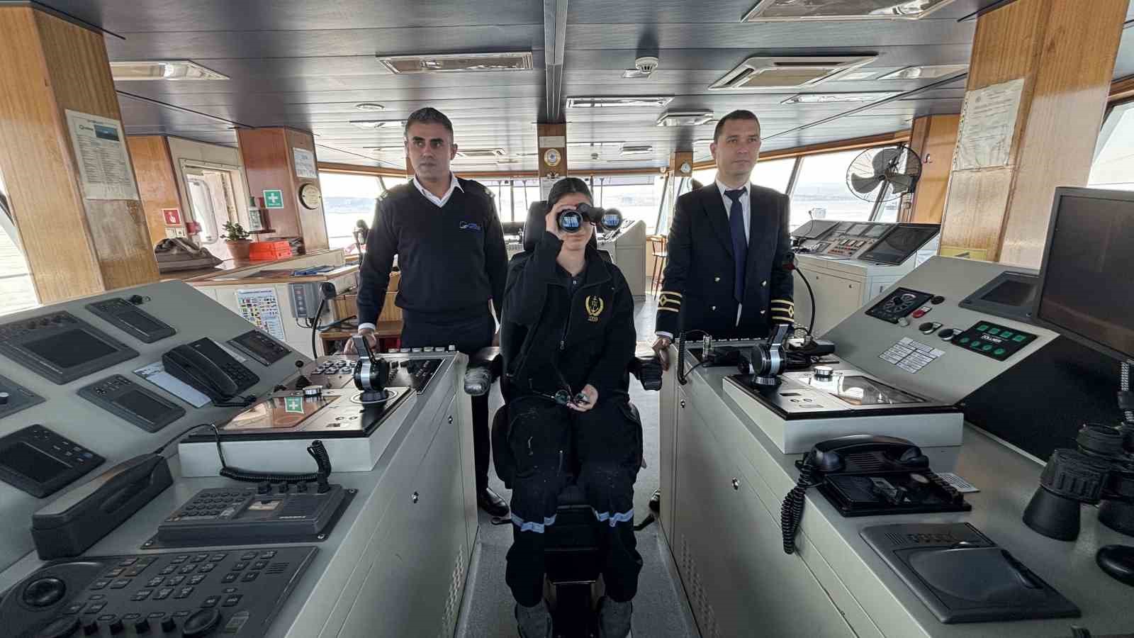 Geleceğin kadın kaptanları denizcilik sektörüne katkı için göreve hazırlanıyor 24 gelecegin kadin kaptanlari denizcilik sektorune katki icin goreve hazirlaniyor 20 VDIT5qRH