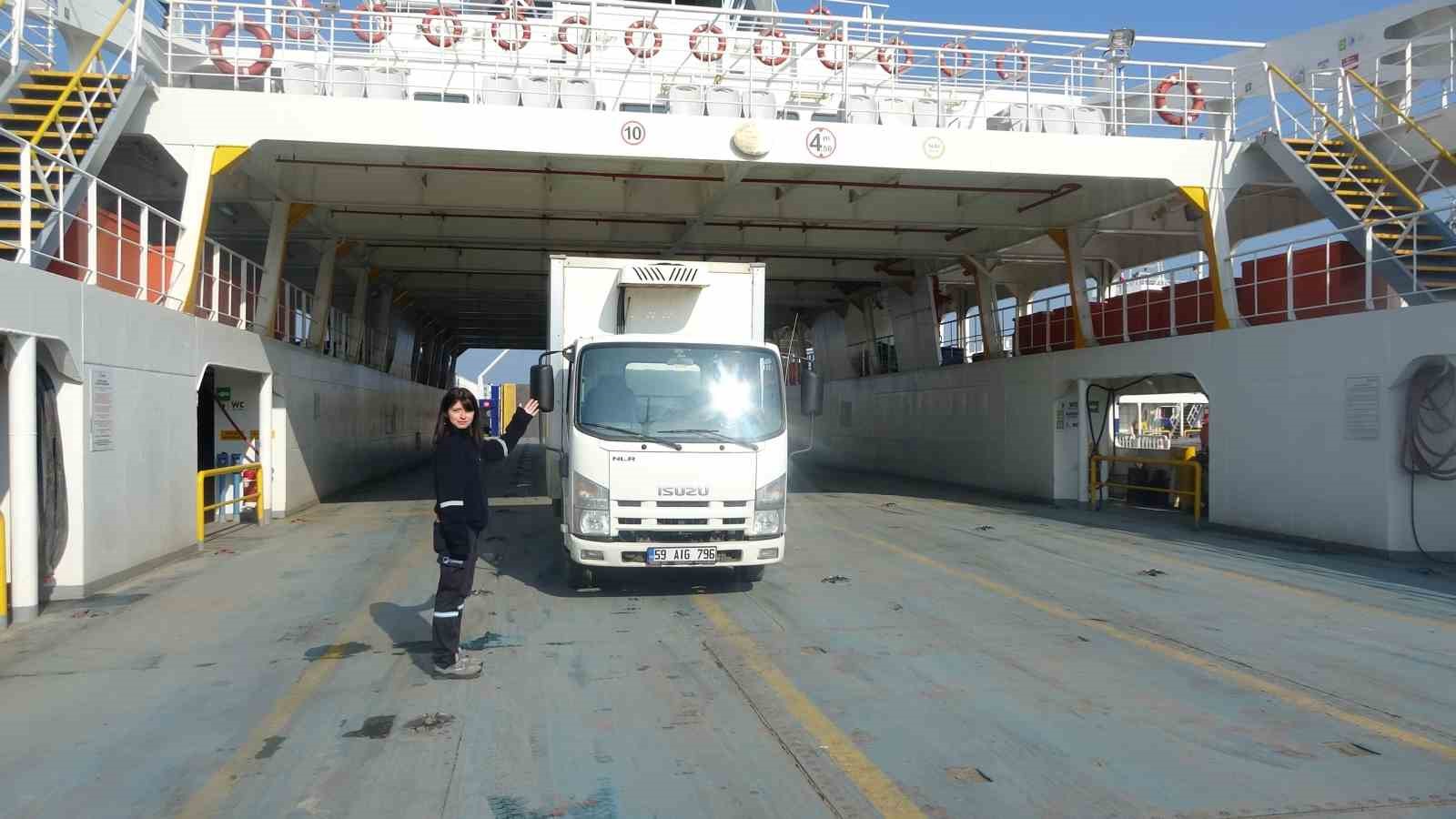Geleceğin kadın kaptanları denizcilik sektörüne katkı için göreve hazırlanıyor 9 gelecegin kadin kaptanlari denizcilik sektorune katki icin goreve hazirlaniyor 5