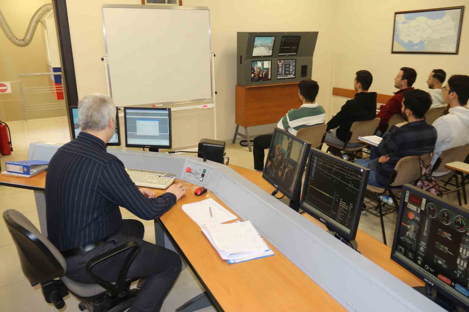 gelecegin makinistleri bu merkezde yetisiyor 3 hRfYTnMN