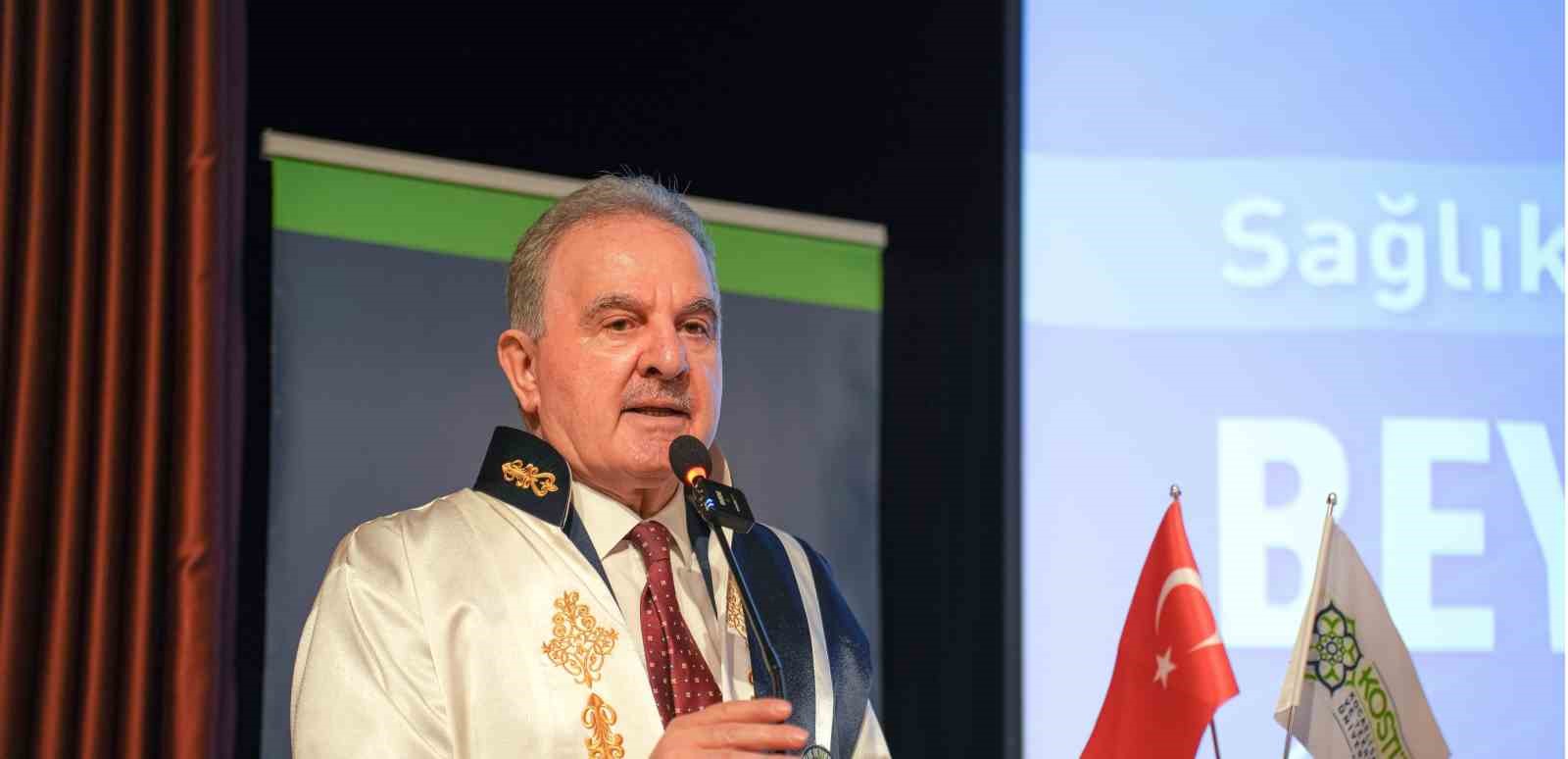 gelecegin saglikcilari beyaz onluklerini giydi 2 dB9hHsie