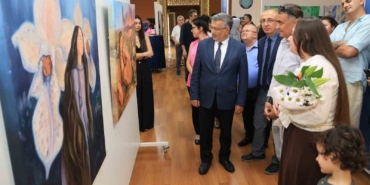 gelecegin-sanatcilari-mezuniyet-sergisinde-bulustu-s34dmXJ7.jpg