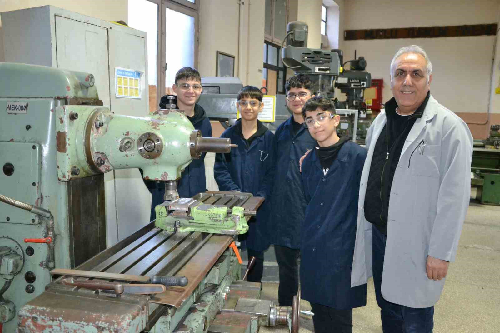 gelecegin savunma sanayi uzmanlari manisada yetisecek 3 f5nibVDk