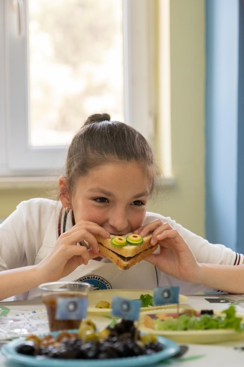 gelecegin sofralari erdekte kuruldu 4 ZjUQewGE