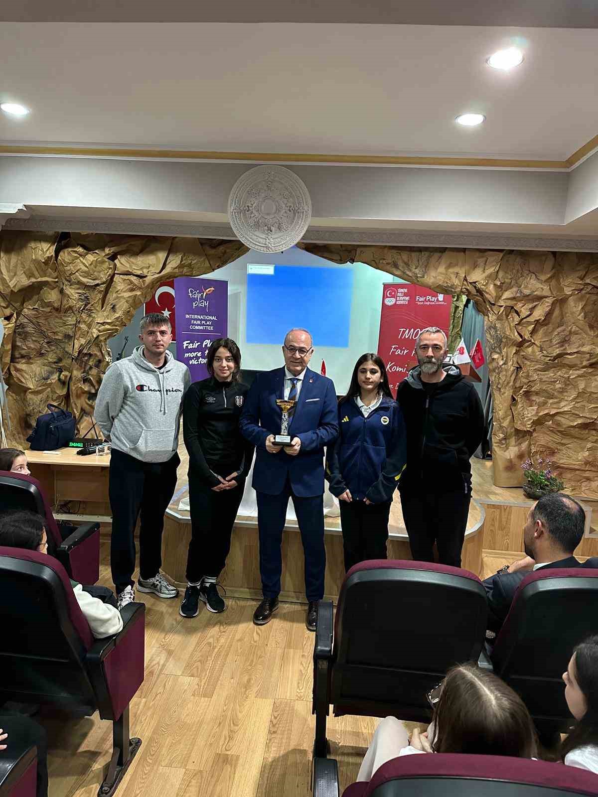 gelecegin sporculariyla fair play bulusmasi 4 yspObBFK