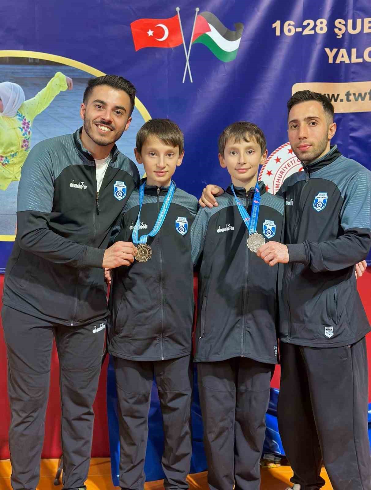 gelecegin yildiz kungfuculari sampiyon ikiz kardesler goz dolduruyor 2 kZljHScT