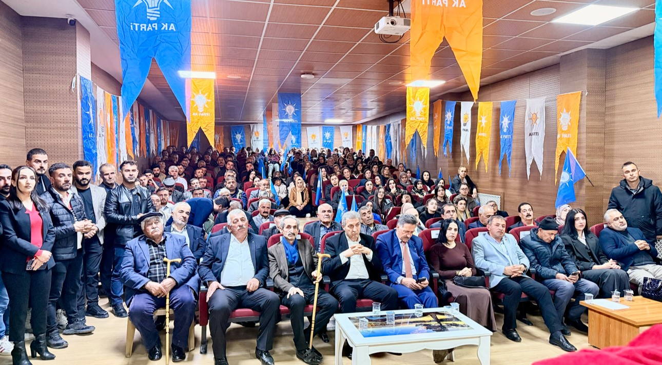gelecek partisinden istifa eden 35 kisi ak partiye katildi 3