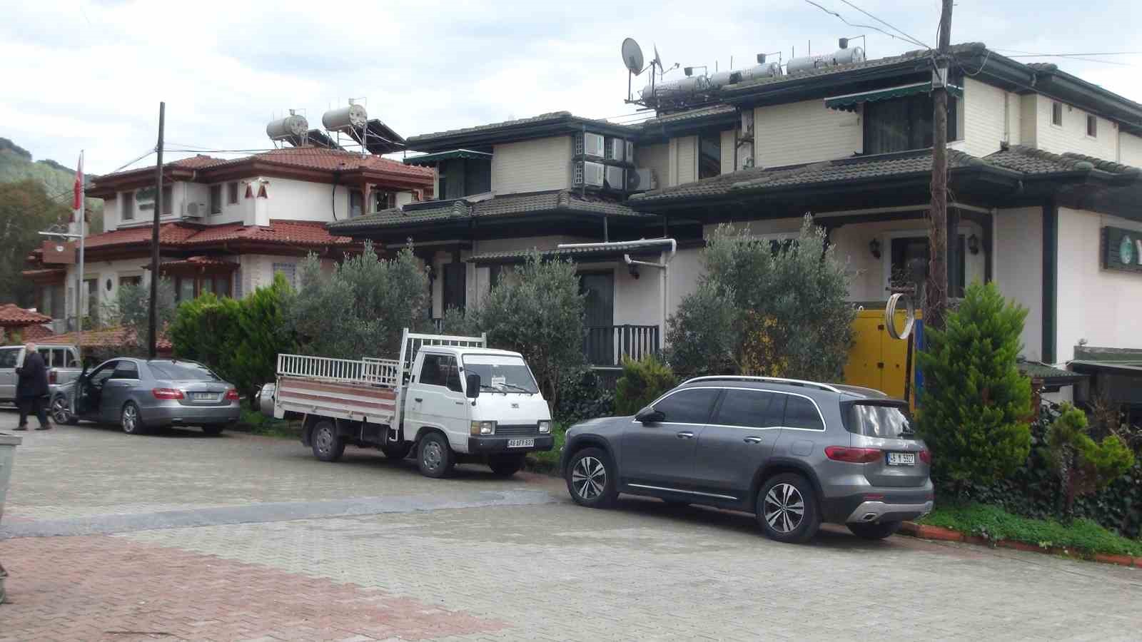geleneksel akyaka mimarisi ile yapilan konaklama tesisleri kapanmaktan kurtuldu 1 mBiPXSHE