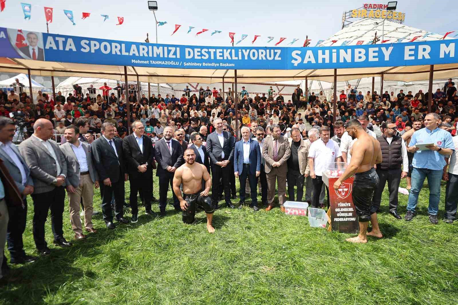 Geleneksel Yağlı Güreş Ligi, Gaziantep’te coşkuyla başladı 8 geleneksel yagli gures ligi gaziantepte coskuyla basladi 4 Rn1YOlWe