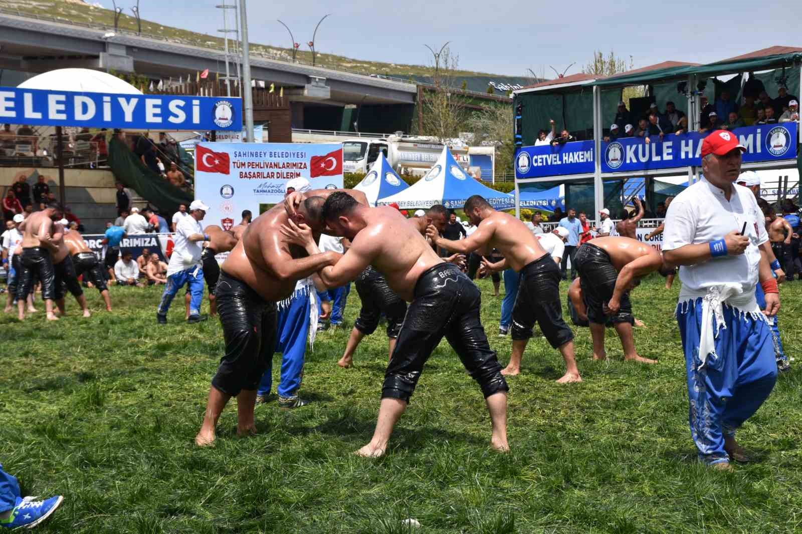 Geleneksel Yağlı Güreş Ligi, Gaziantep’te coşkuyla başladı 9 geleneksel yagli gures ligi gaziantepte coskuyla basladi 5