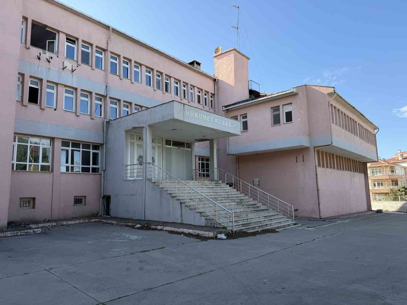 geliboluda eski kaymakamlik binasi konuk evi olacak 2 5XdrtUNj