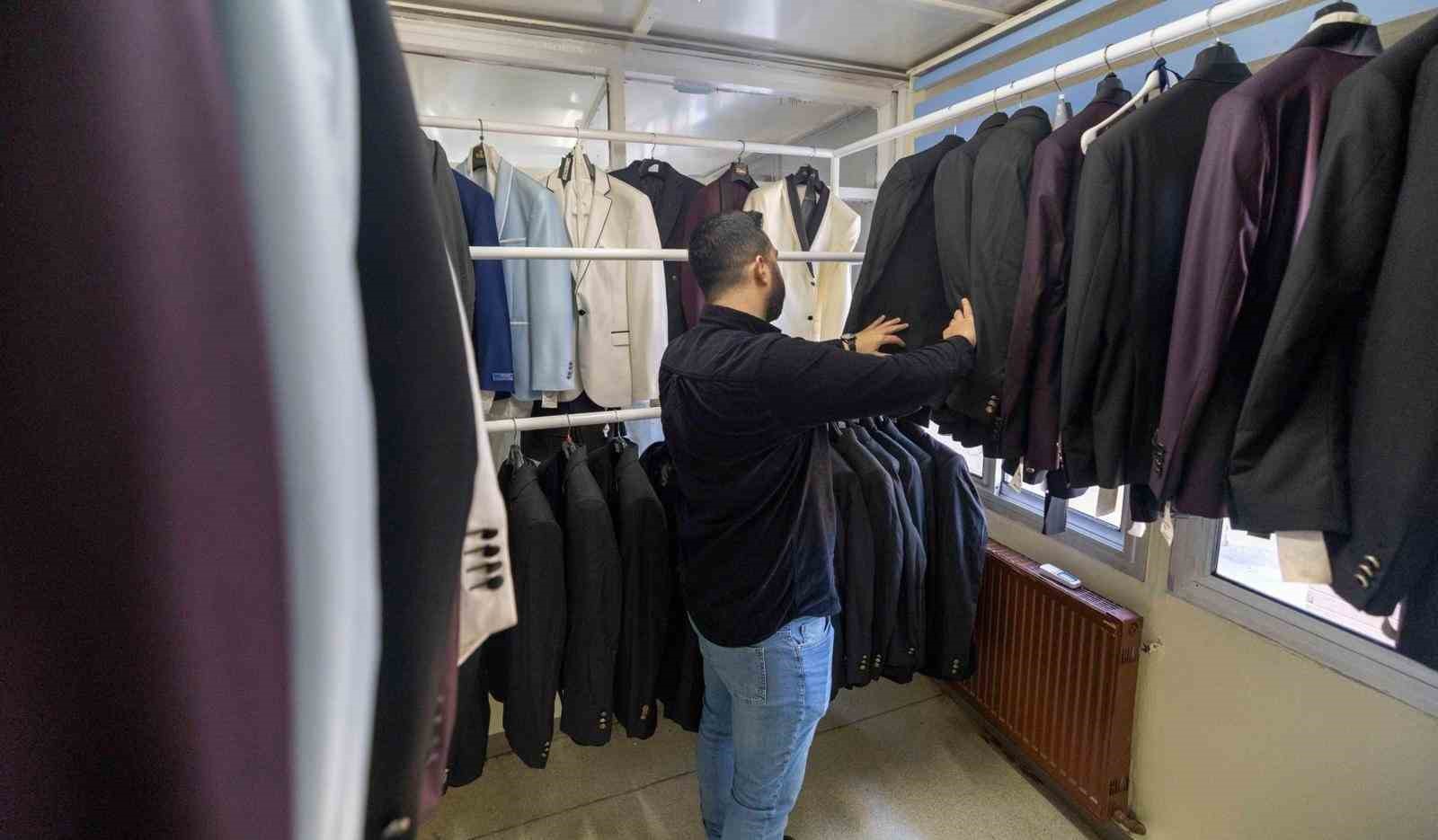 gelinlik hayali izmirde ucretsiz gercek oluyor 4 R6zqgB7A