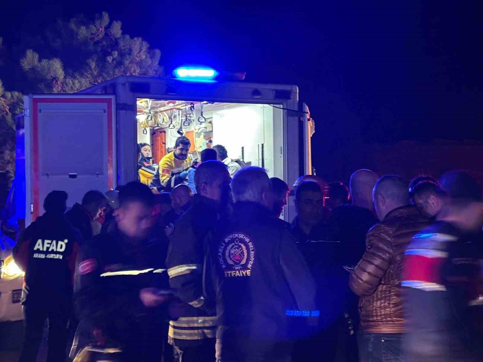 gemiden tahliye edilen 25 personel kocaeliye getirildi 1 IRaSNqf6