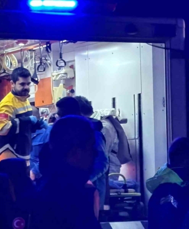 gemiden-tahliye-edilen-25-personel-kocaeliye-getirildi-Pxw2IPV5.jpg