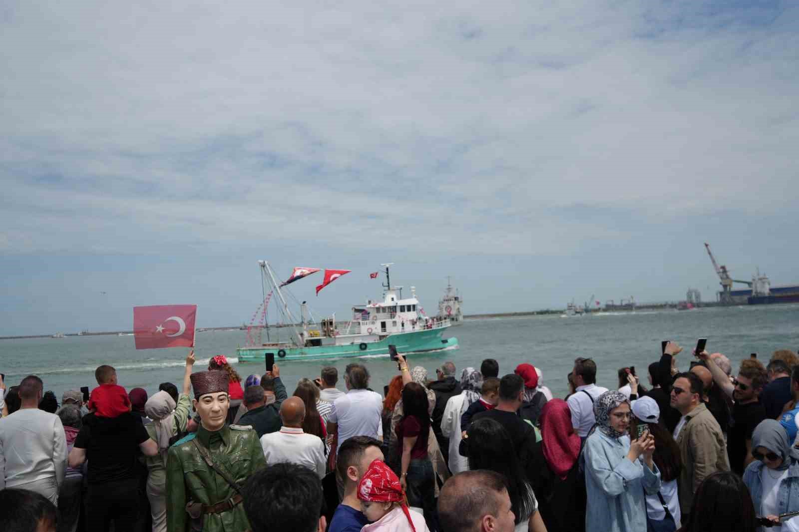 gemilerin denizden toren gecisine yogun ilgi 3