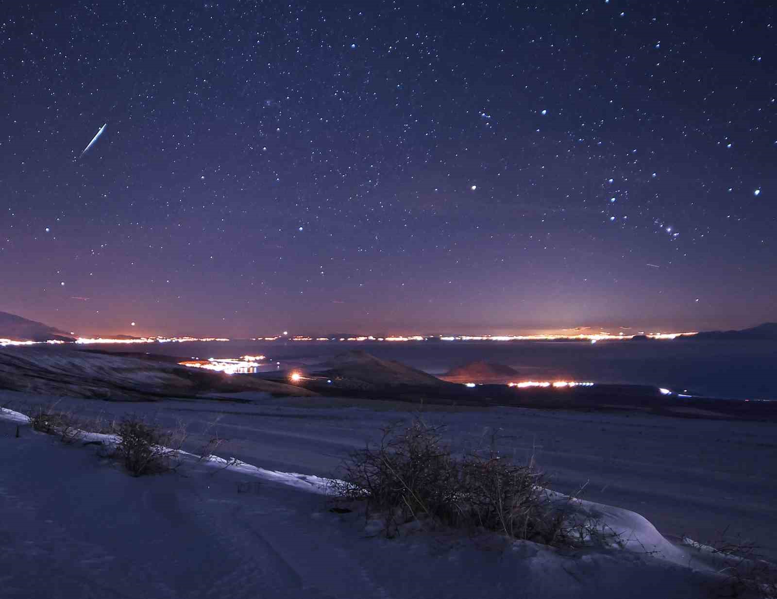 geminid meteorlari bitliste kartpostallik manzaralar olusturdu 1 cCqD1XDS