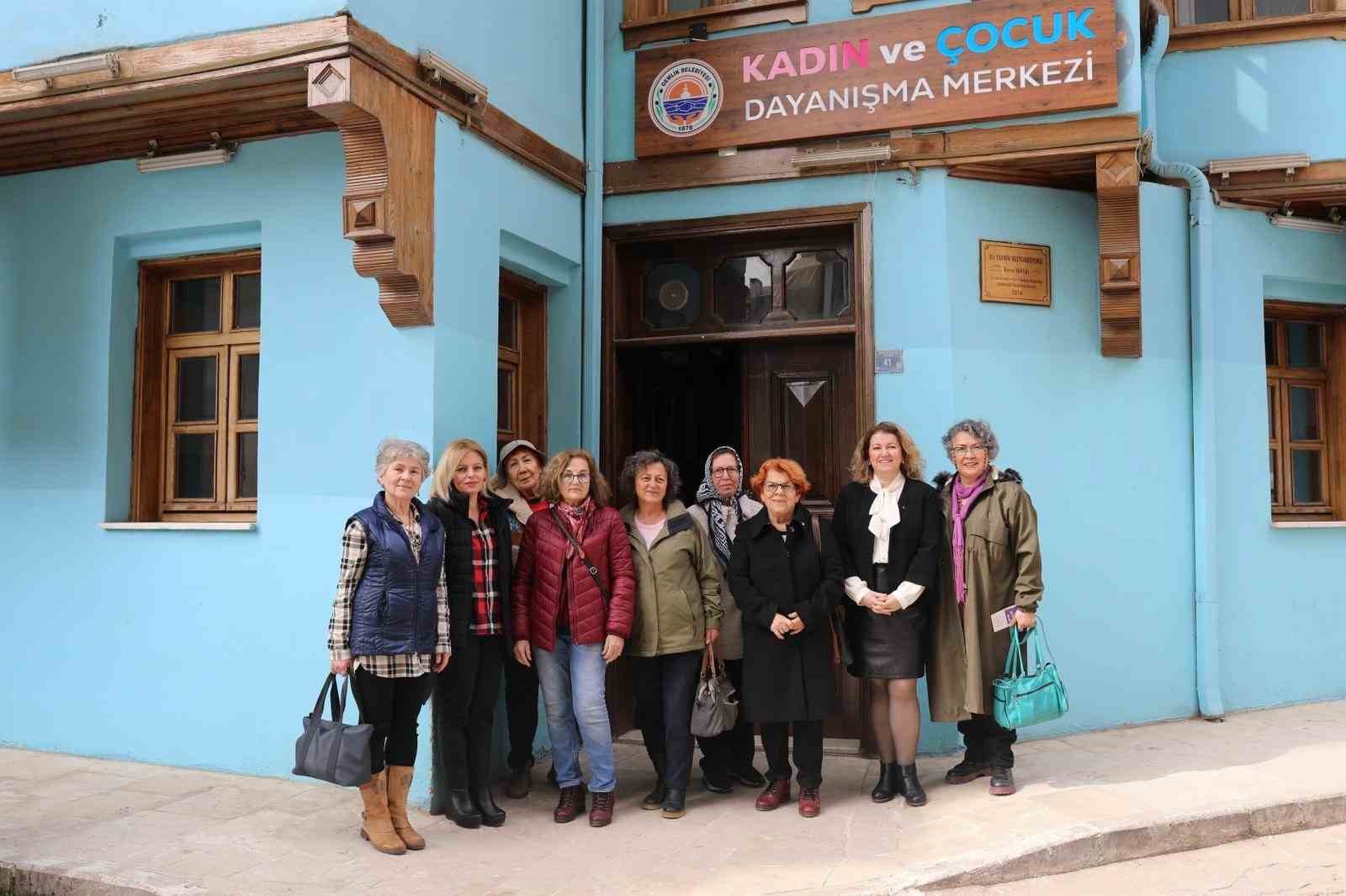 gemlik belediyesinden 8 marta ozel kadin haklari 0 5sQZQmqi
