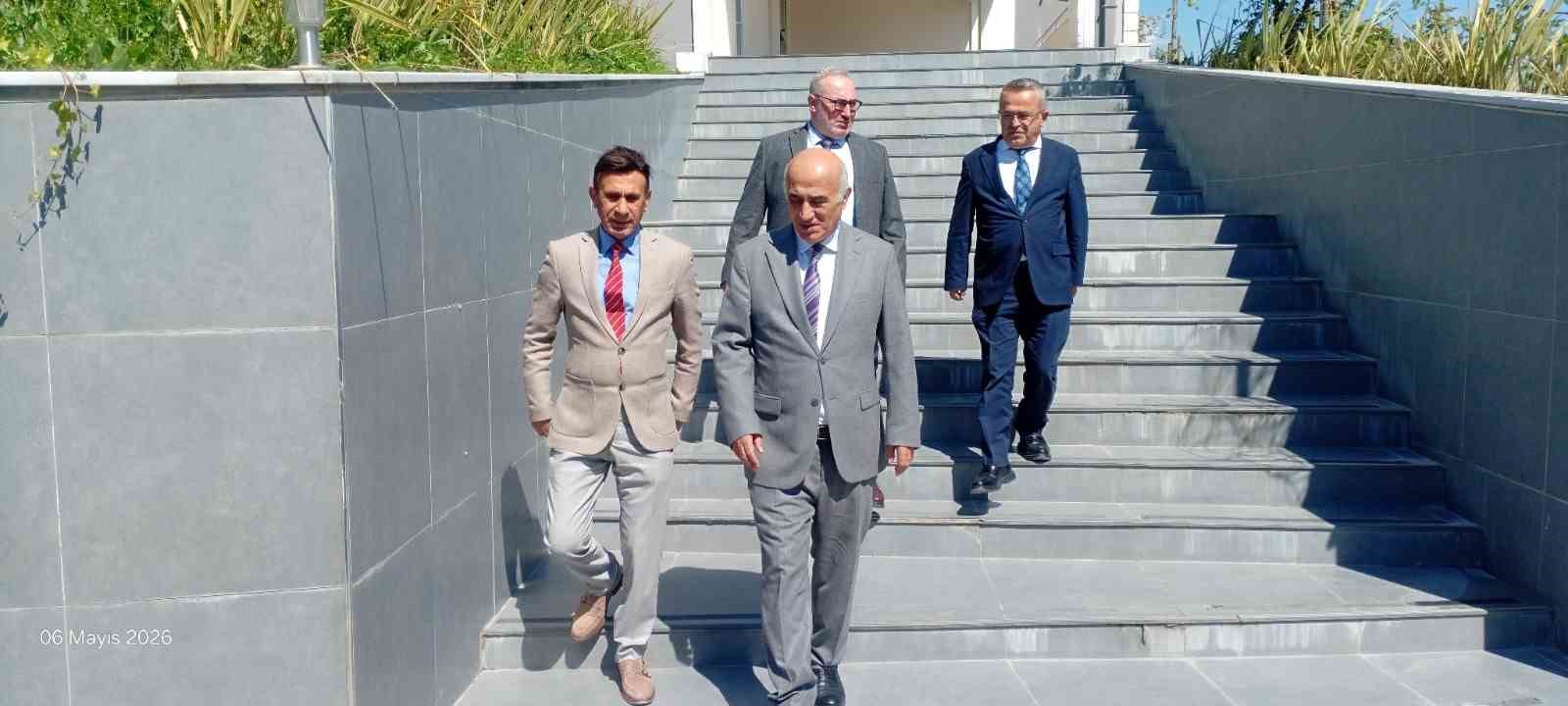 Gemlik Kaymakamı ve Gemlik MYO Müdürü’nden Açık Ceza İnfaz Kurumu’na ziyaret 4 gemlik kaymakami ve gemlik myo mudurunden acik ceza infaz kurumuna ziyaret 0 n5S31Q4t