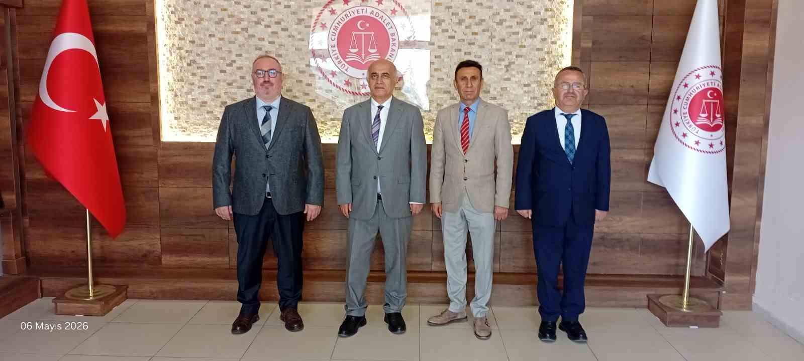Gemlik Kaymakamı ve Gemlik MYO Müdürü’nden Açık Ceza İnfaz Kurumu’na ziyaret 6 gemlik kaymakami ve gemlik myo mudurunden acik ceza infaz kurumuna ziyaret 2 XSRdR1J3