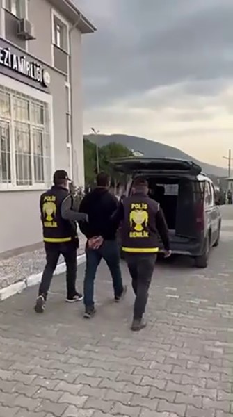 gemlikte 29 yil kesinlesmis hapis cezasi bulunan firari yakalandi 0 kRDLPu5B