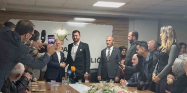 gemlikte-ak-partiye-800-yeni-uye-katildi-6KITmRVc.jpg