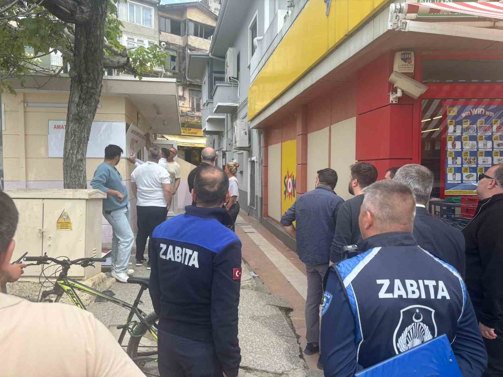 gemlikte isgal edilen otopark ve tuvaletlere kaymakamlik mudahalesi 0 ccdgNLfO