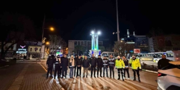 gemlikte-protokol-uyeleri-yeni-yila-sahada-girdi-352NGDst.jpg