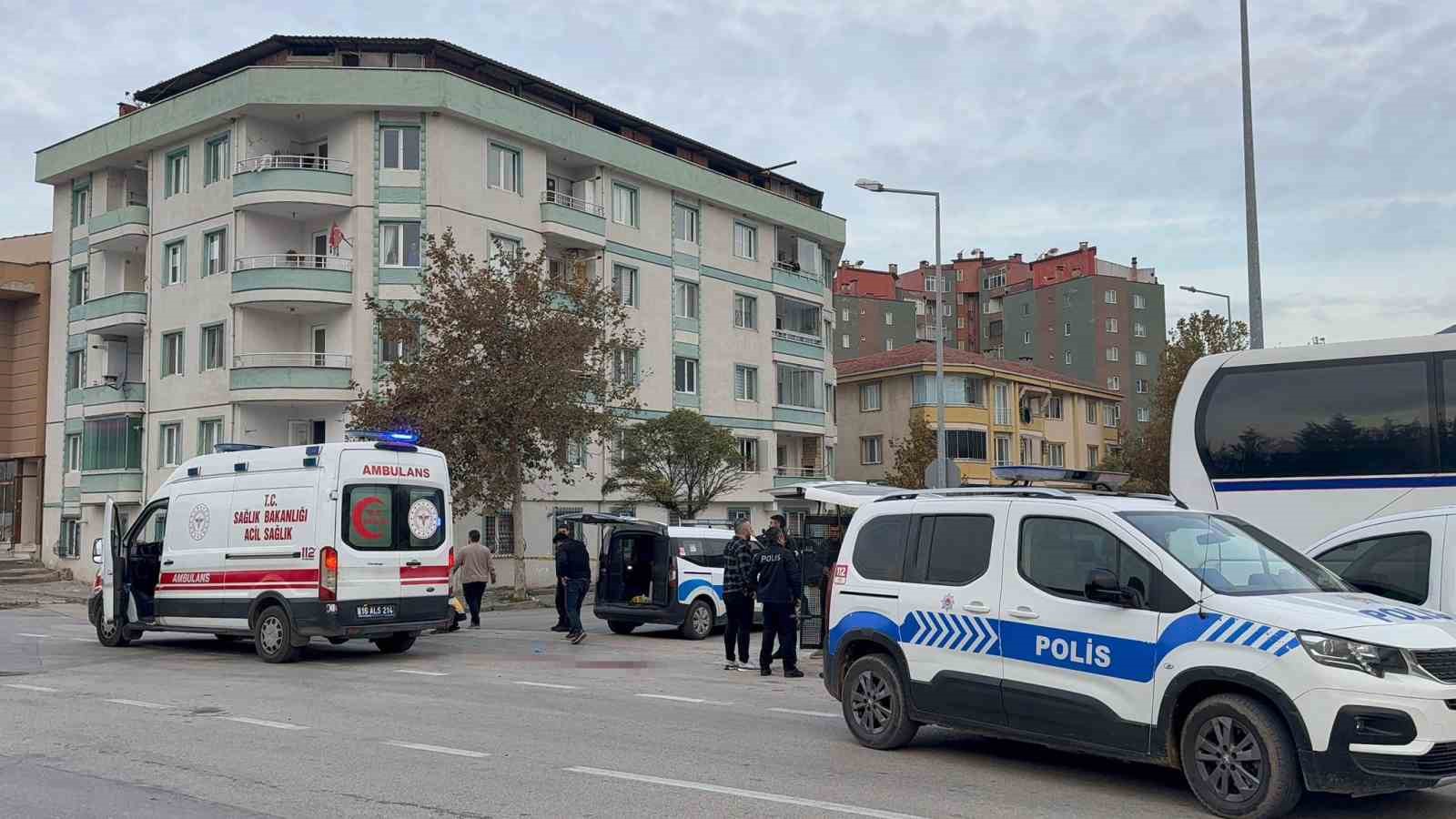 gemlikte sabah saatlerinde silahli saldiri 1 olu 1 YqmbU4Mv