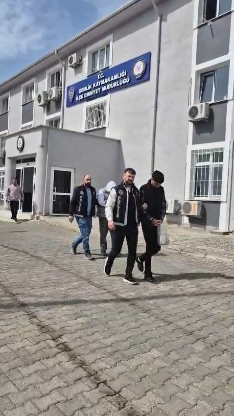 gemlikte uyusturucu tacirlerine operasyon 4 e87wUBlY