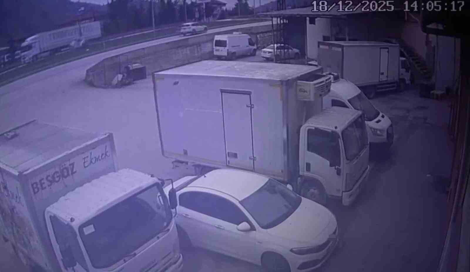 genc avukatin hayatini kaybettigi feci kaza kamerada 0