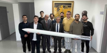 genc-havacilarin-imzasi-gokyuzunde-VS4FzHza.jpg