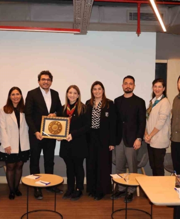 genc-ihracatcilar-gelecegin-yatirim-ekosistemine-hazirlaniyor-ZVphOxhI.jpg