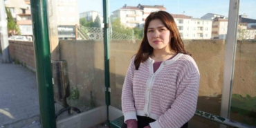 genc-kadin-durakta-tacizciyi-saniye-saniye-kaydetti-ben-hovardayim-hovarda-gbIeR9bZ.jpg